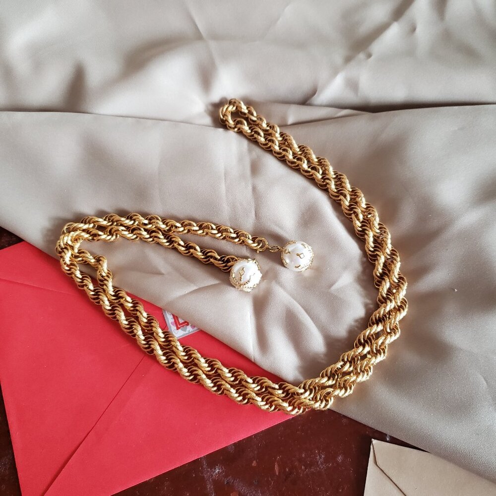 VINTAGE ESTATE GOLD-TONED LARIAT WRAP NECKLACE